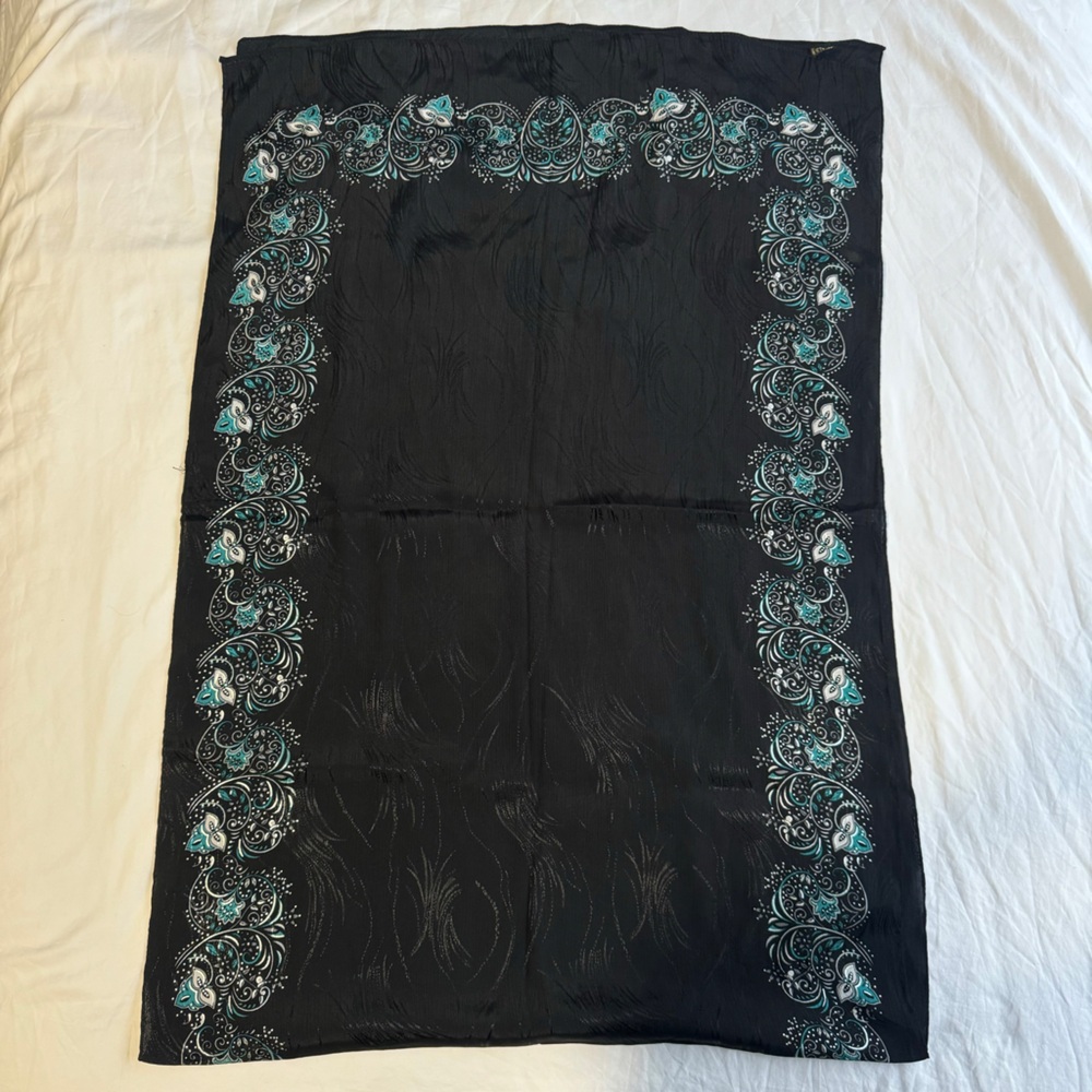 Black And Blue Scarf / Hijab